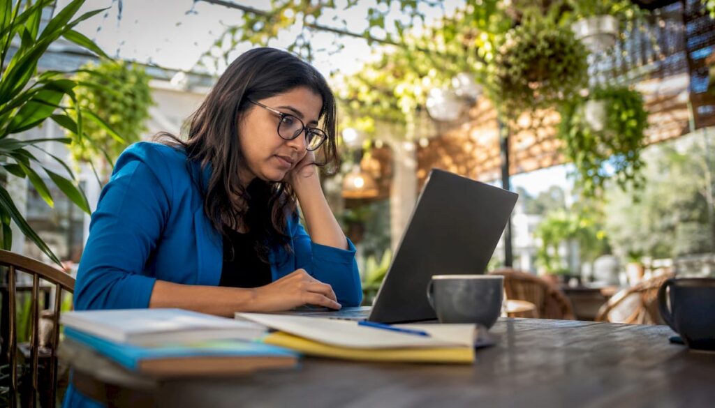 Woman working on marketplace SEO analytics